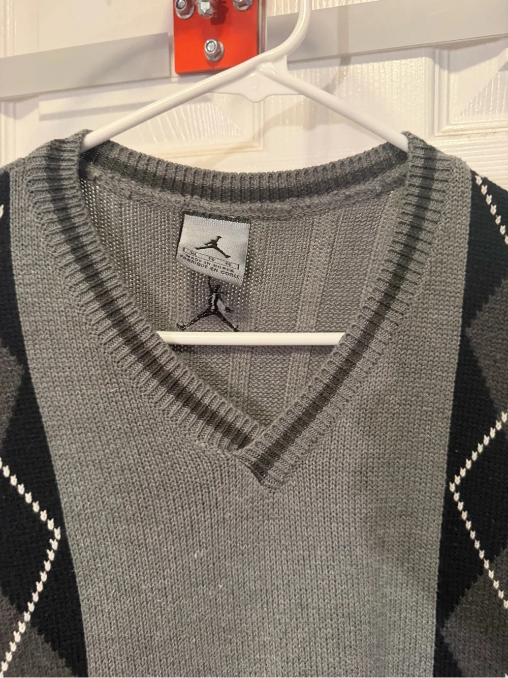 Jordan Men’s Grey Argyle V-Neck Sweater Vest